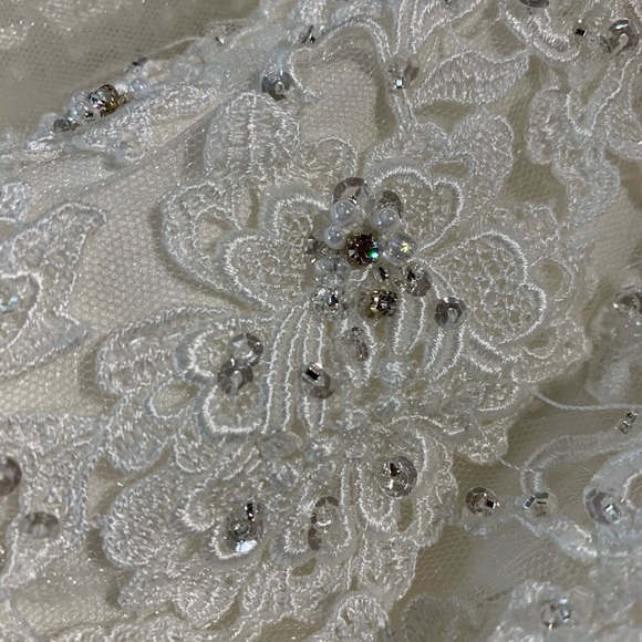 Wedding Dress NWT - Picture 15 of 16